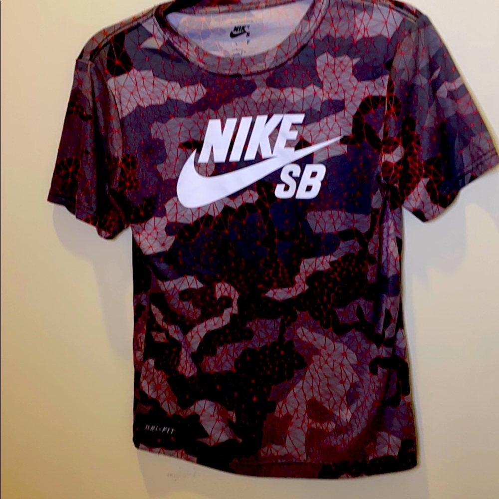 Athletic Nike Skateboarding